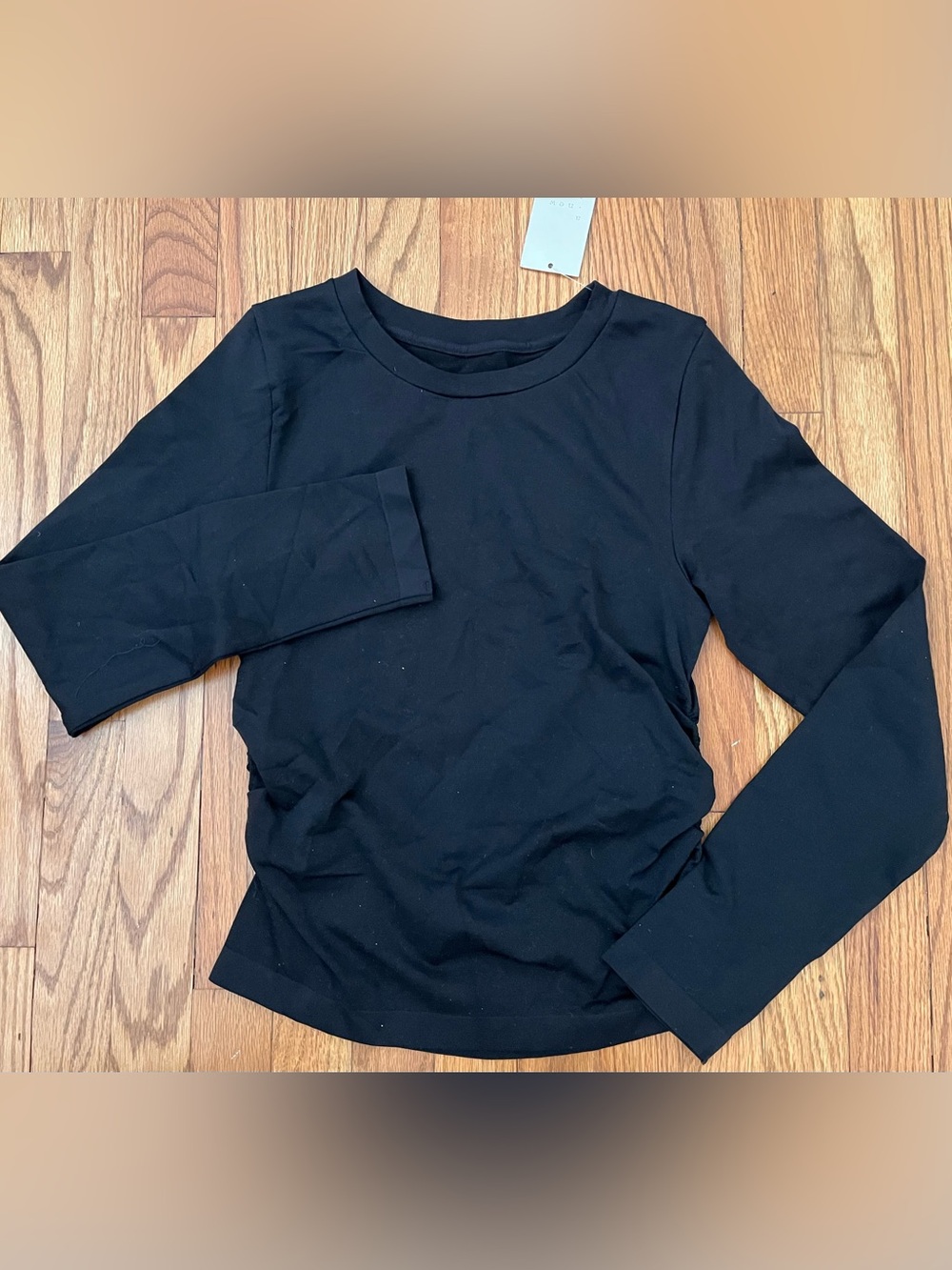 NWT a new day Black Long-Sleeve Cinched Sides Top